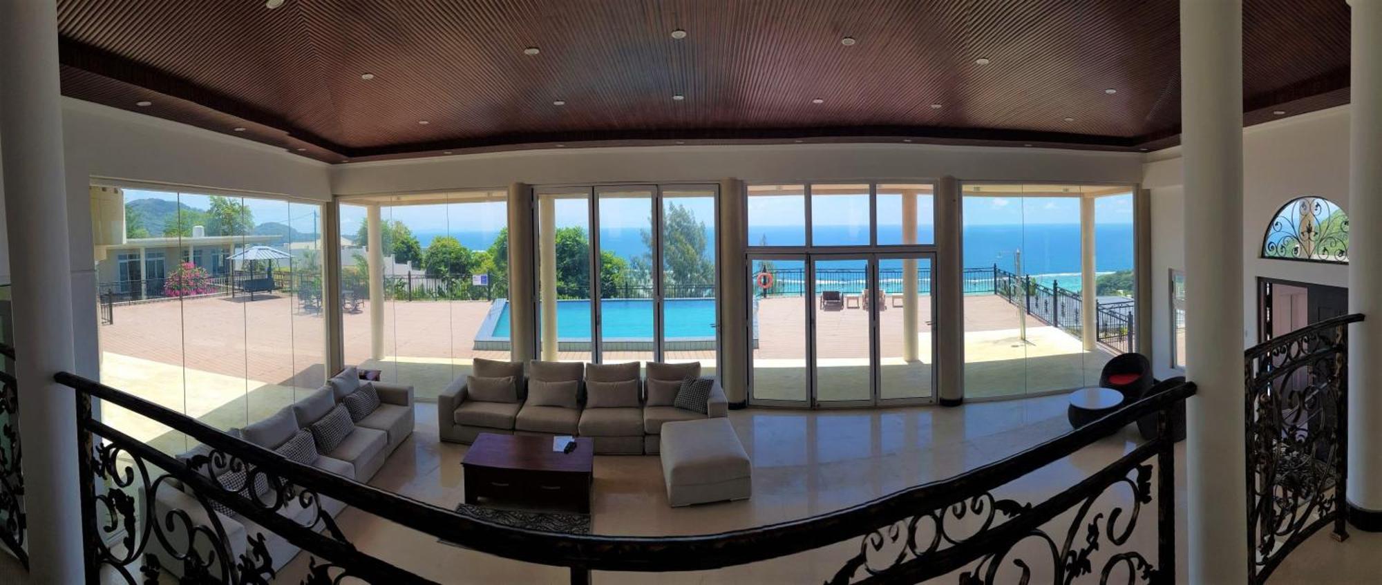Amanda Villa - Best Value Mountain Top Inn Au Cap 外观 照片