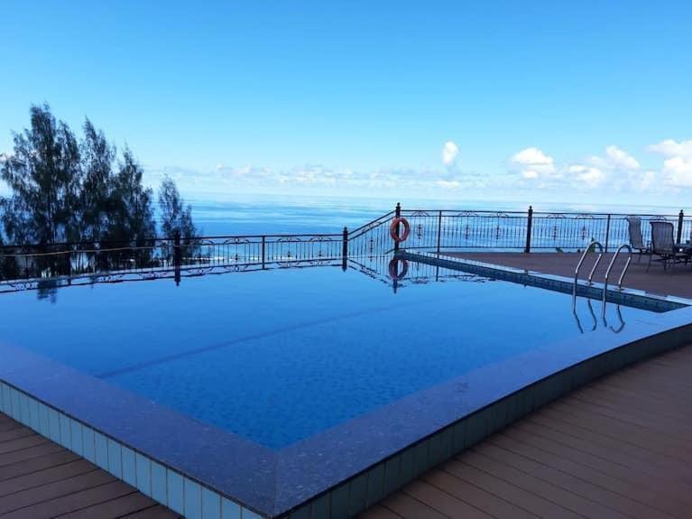 Amanda Villa - Best Value Mountain Top Inn Au Cap 外观 照片