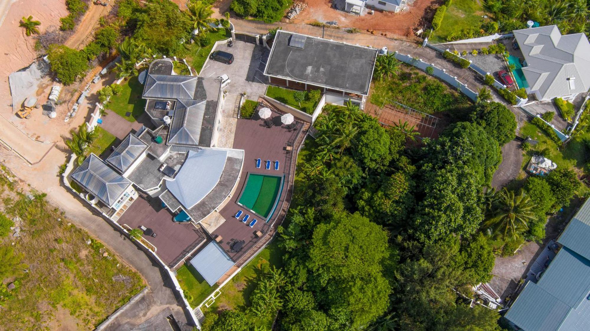 Amanda Villa - Best Value Mountain Top Inn Au Cap 外观 照片