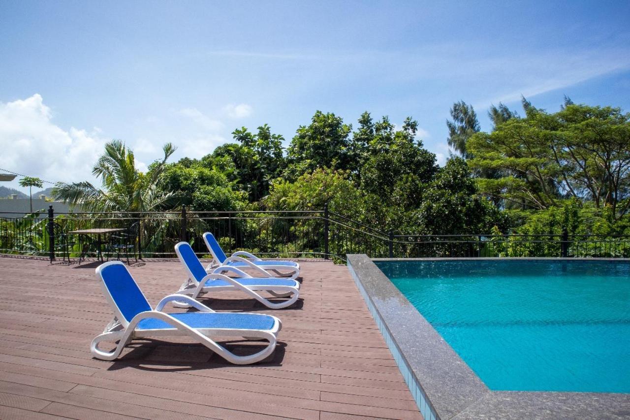 Amanda Villa - Best Value Mountain Top Inn Au Cap 外观 照片